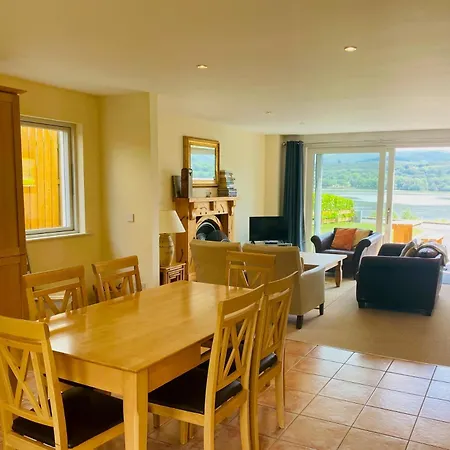 3 Bedroomed Sea View House Overlooking Bay Estuary Kenmare