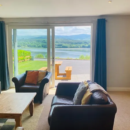 3 Bedroomed Sea View House Overlooking Bay Estuary Holiday home